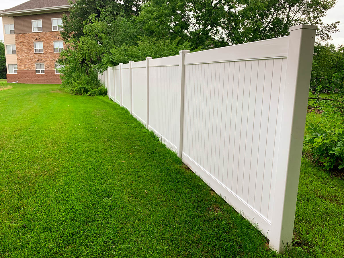 American Fence Company of Kearney, Nebraska – Fence company serving  Kearney, Nebraska and nearby communities.